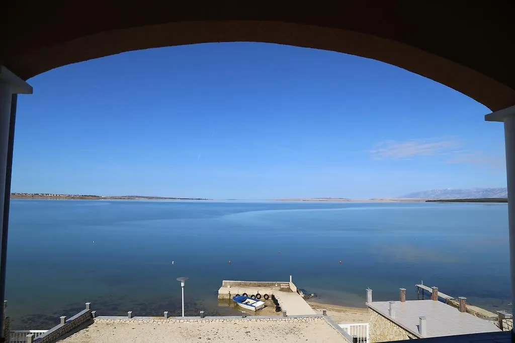 Mk | Apartments Nin Vrsi 0*,